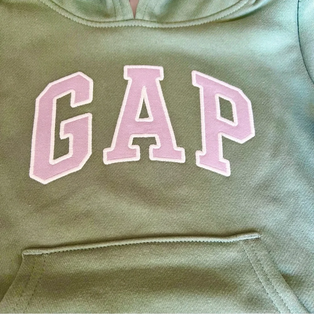 Gap girl hoodie